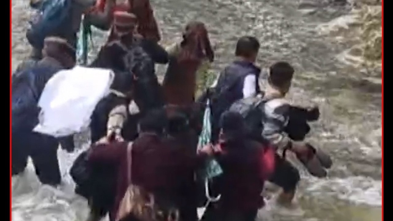 गंगोत्री-यमुनोत्री हाईवे पर खतरा, बिना बारिश भी धंस रही ज़मीन