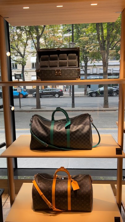 Louis Vuitton Boutique in Paris ✨