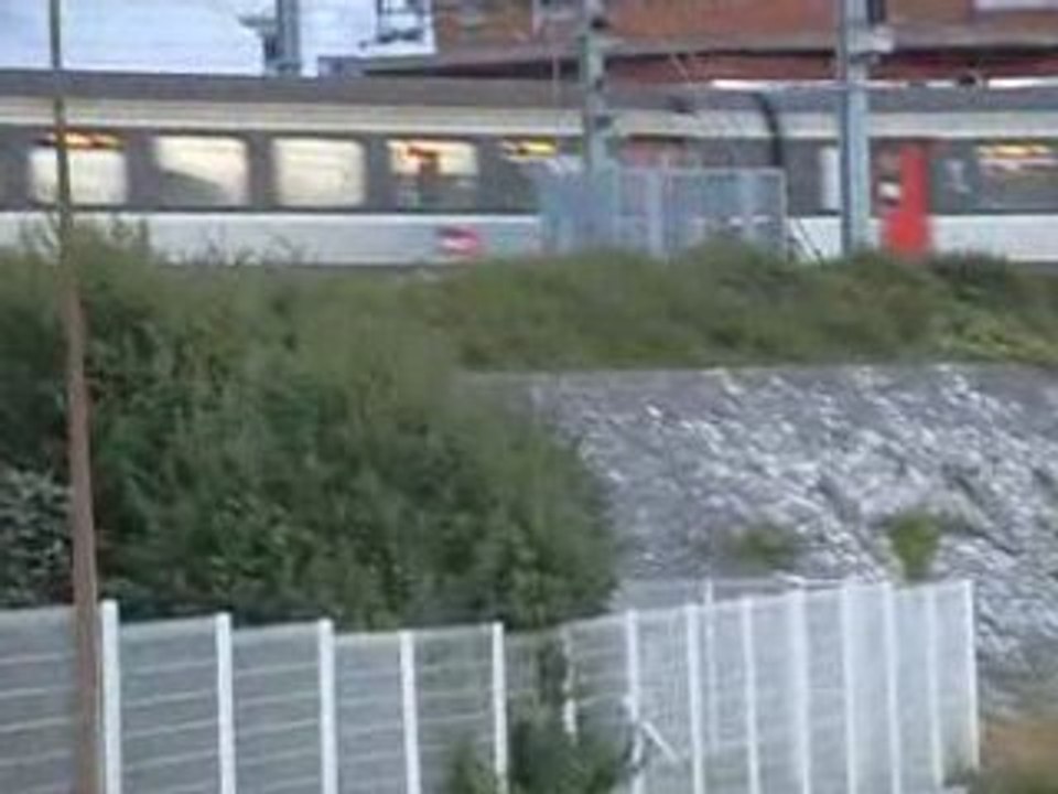 um de bb 67413 en voyage et bb 67570 avec 9 voitures CIC