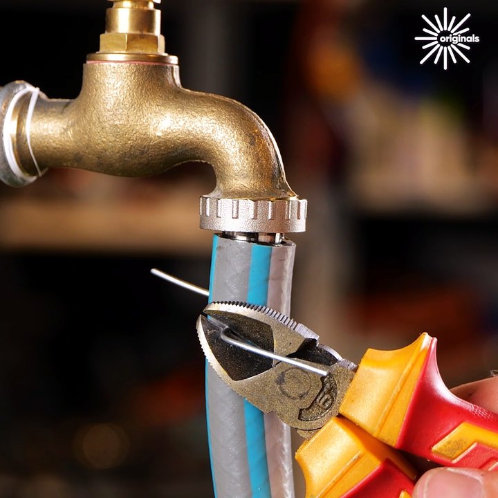 Genius plumbing fix using a spring🛠️