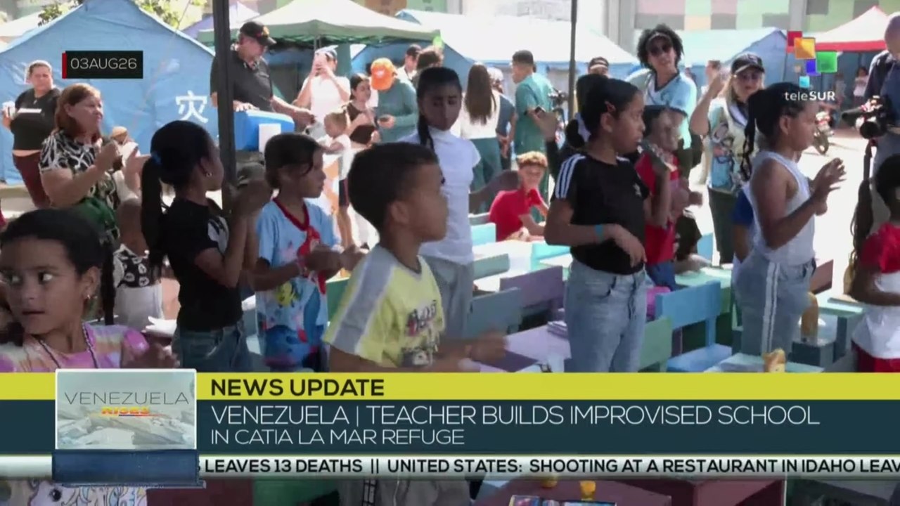 Venezuela, teacher builds improvised school in Catia la Mar refuge