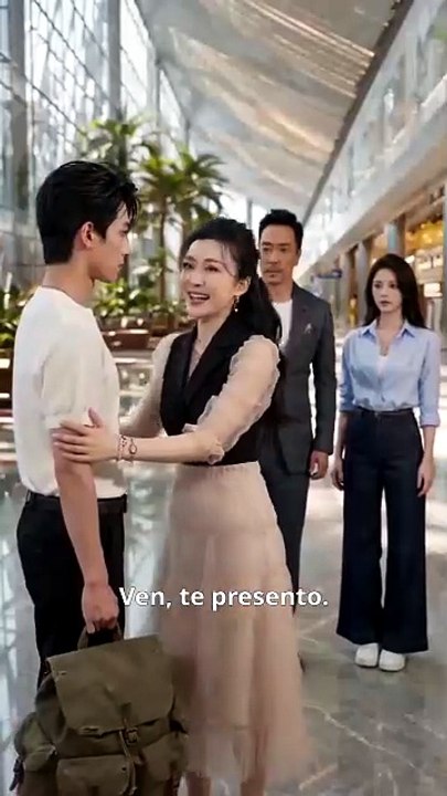 (Doblado) Mi prima, la CEO orgullosa en Español Drama Chino