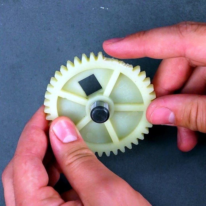 Fixing a gear with a flattened spot!⚙️🔨