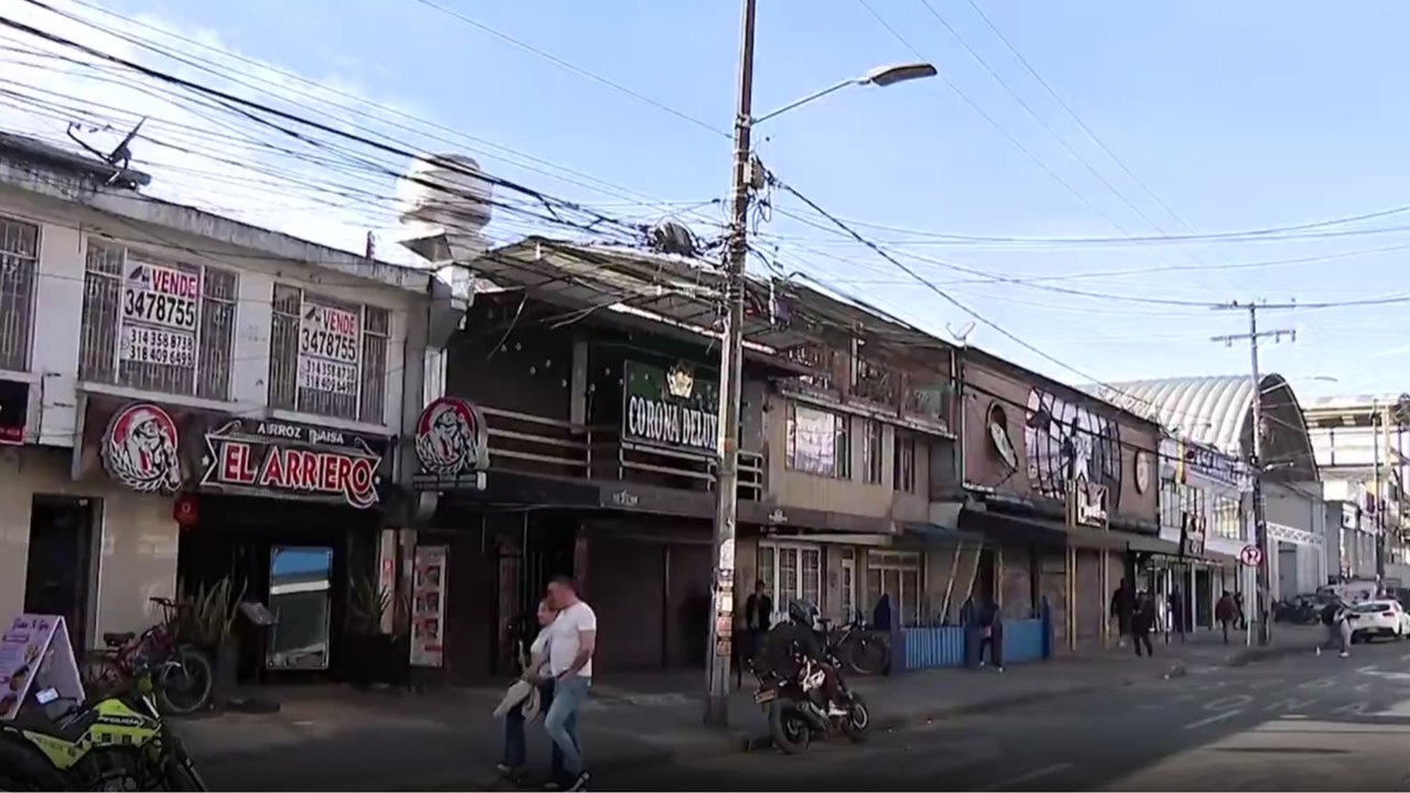 Comerciantes de Fontibón dudan si abrir o no sus locales por temor a extorsionistas