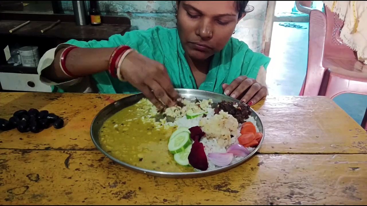 मैने पूरा खाना खत्म कर लिया।I finished all food .
