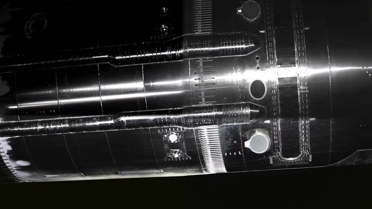 Wow! SpaceX Starship captured by Starlink V3 satellite post-deployment