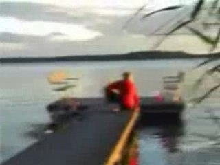 Le monstre du lac (une grosse blague)