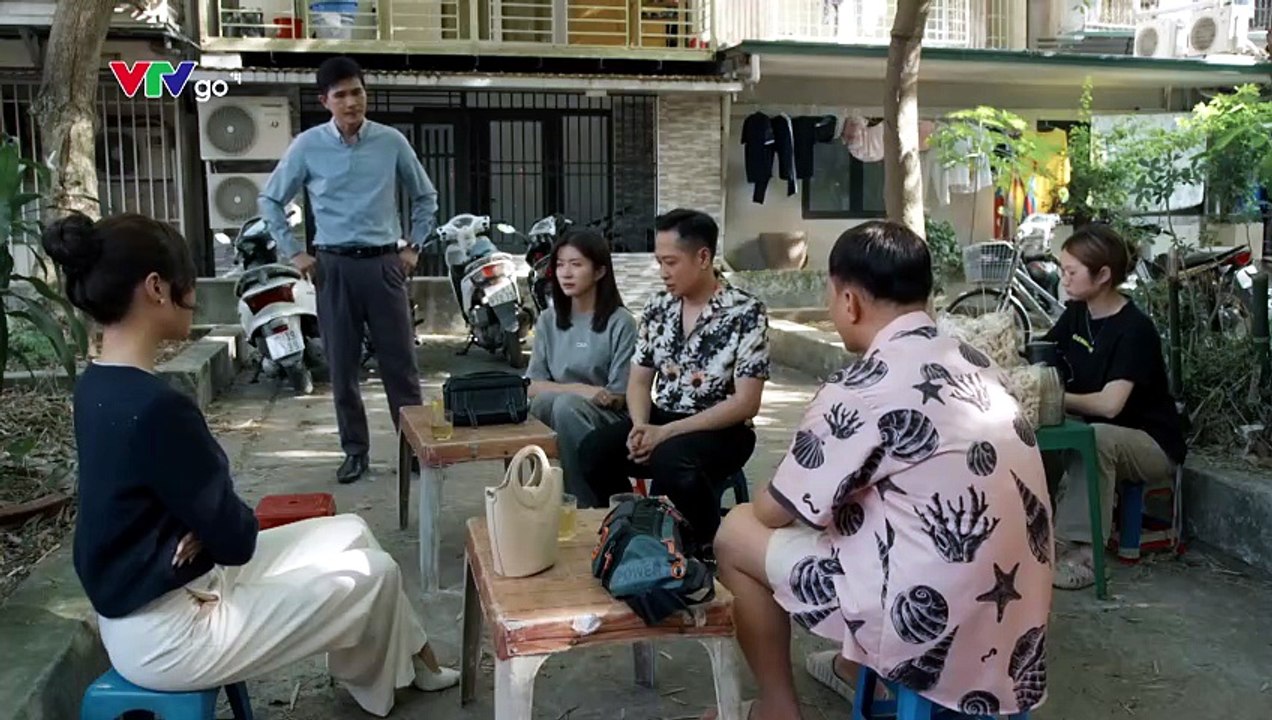DƯỚI Ô CỬA SÁNG ĐÈN - TẬP 22