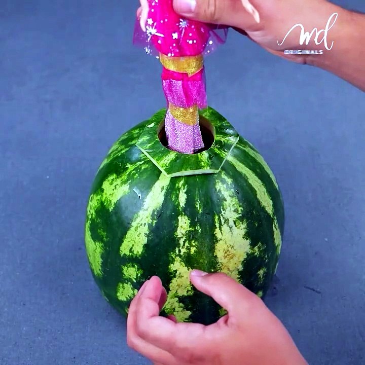 Watermelon-inspired DIYs to try! 🍉