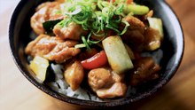 Easy Yakitori Donburi Recipe (Japanese Chicken Rice Bowl)