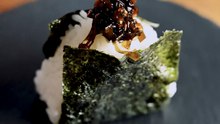 Zero Waste Kombu Onigiri: Delicious Rice Balls from Leftover Kelp