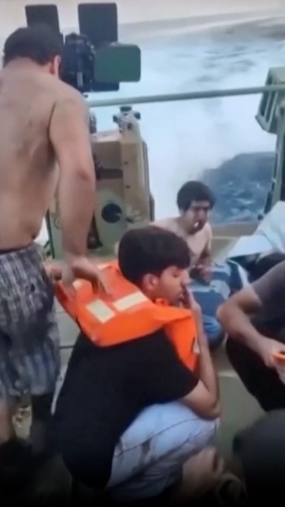Tres tripulantes de un buque de carga resultan gravemente heridos tras ser alcanzados por un dron en el Mar Negro