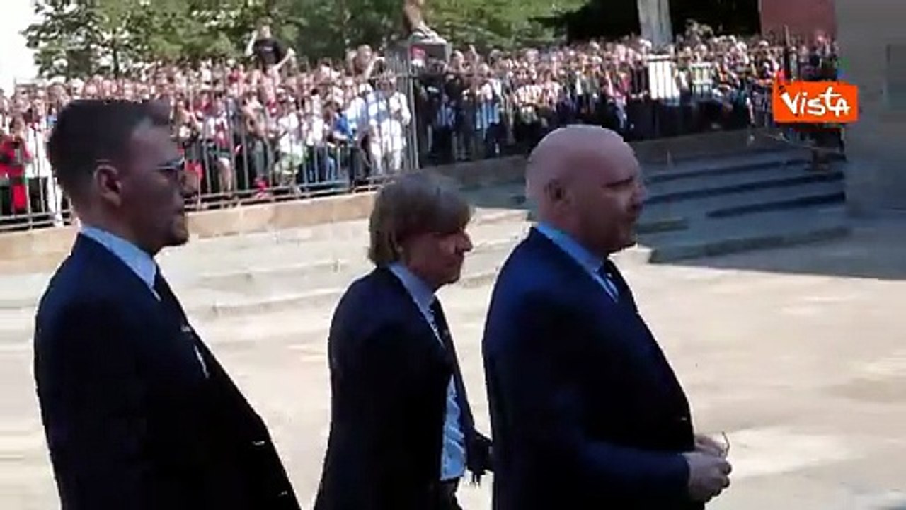 L'arrivo di Marotta al funerale di Baresi a Milano