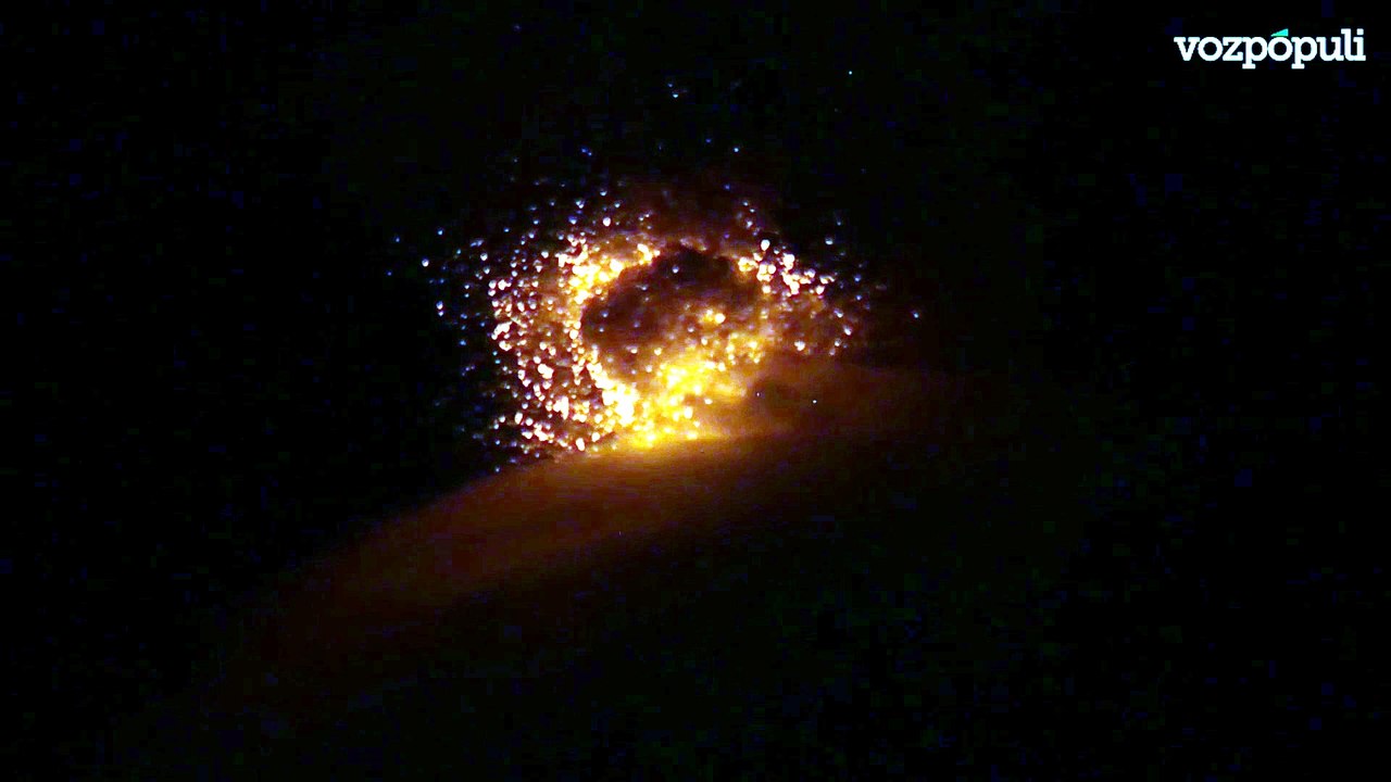 Evacúan en Guatemala a dos aldeas ante aumento de erupciones de volcán de Fuego