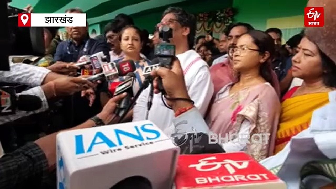 रामगढ़ में दिशोम गुरु शिबू सोरेन की प्रतिमा का CM हेमंत सोरेन ने किया अनावरण, लुकैयाटांड में गूंजा गुरुजी का 'जयघोष'