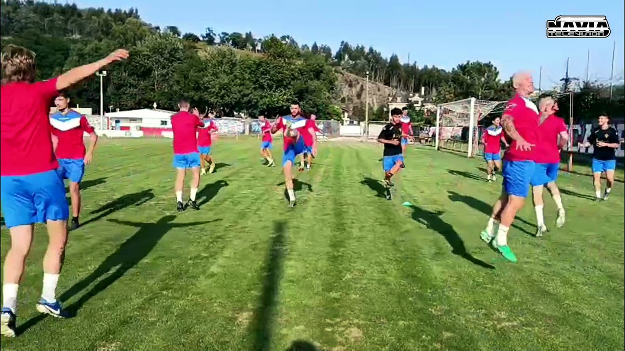 COMIENZO DE LOS ENTRENAMIENTOS DEL NAVIA C.F