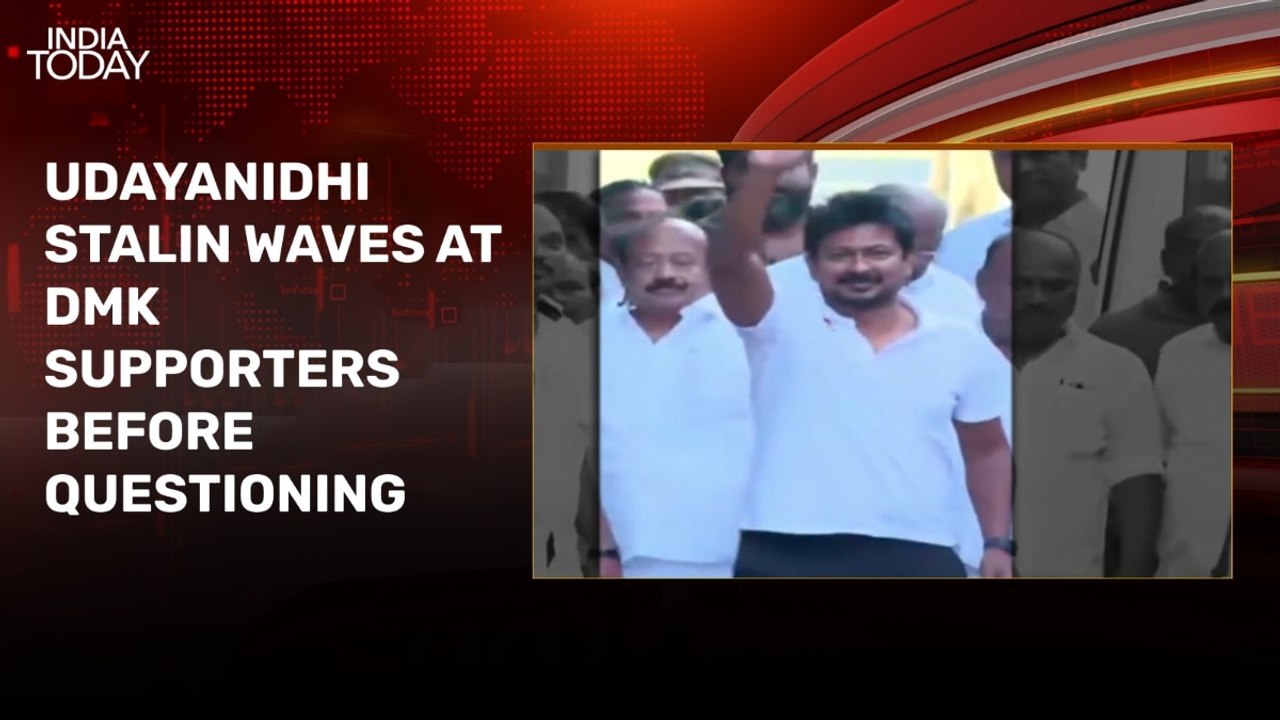 Udhayanidhi Stalin waves at hundreds of supporters ahead of police interrogation
