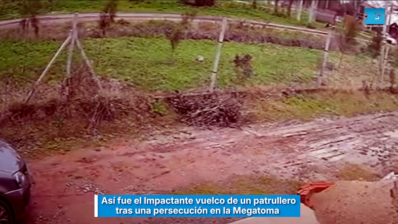 Así fue el Impactante vuelco de un patrullero tras una persecución en la Megatoma