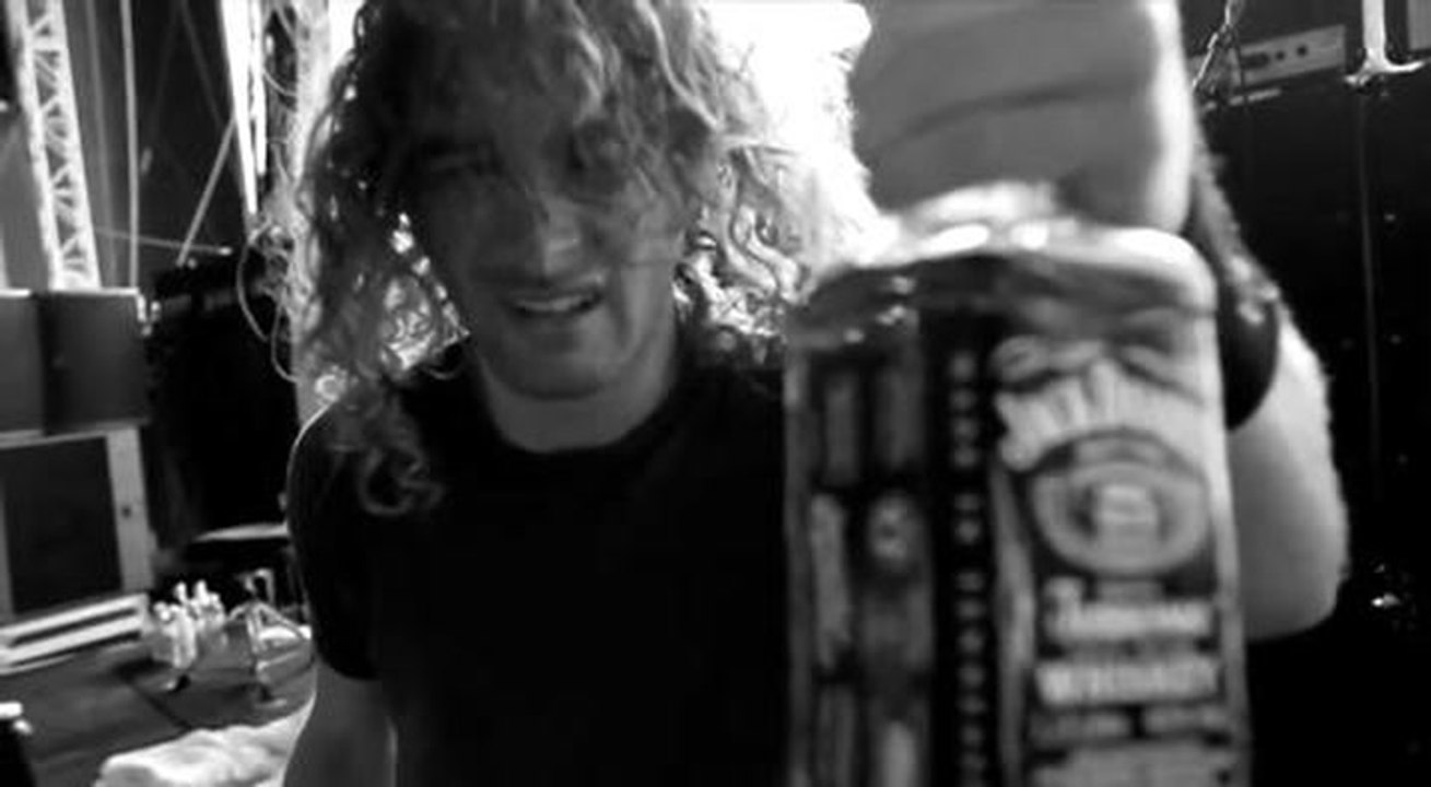 T In The Park 2010 - Airbourne Walk On