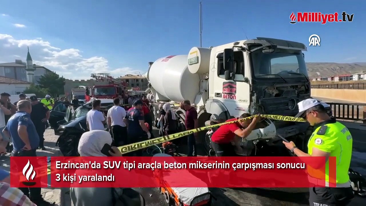 Erzincan'da SUV tipi araçla beton mikserinin çarpışması sonucu 3 kişi yaralandı