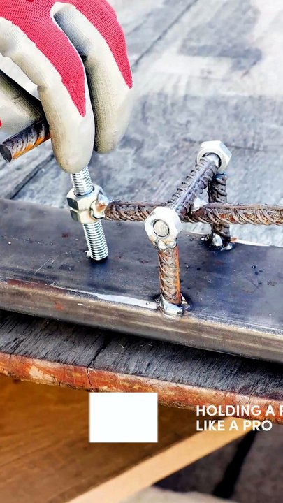Check out this pipe holding invention!