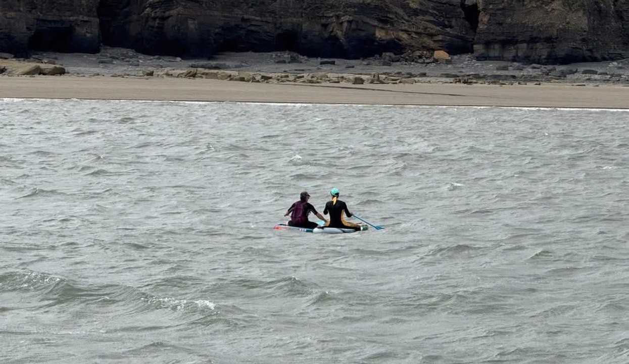 Tenby RNLI Rescues Paddleboarders Stranded Offshore by Strong Winds