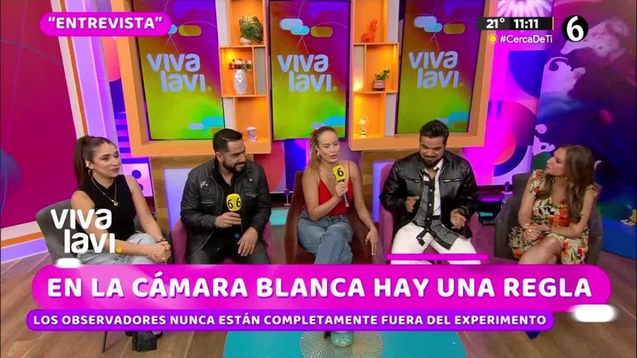 Alexander Frederiks , Frida Astrid y Erick llegan a VivalaviMx