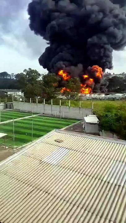 Incêndio em Itaquaquecetuba