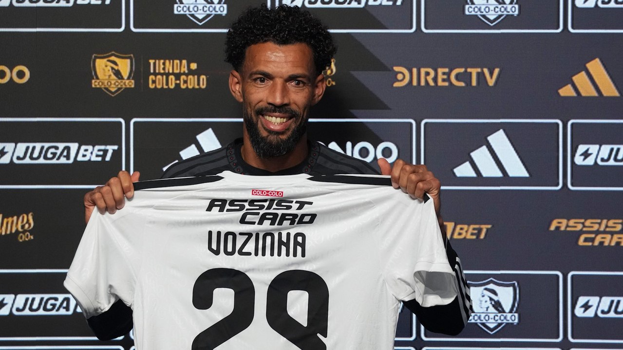 Vozinha en su presentación en Colo Colo
