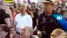 Mario Vargas Llosa abucheado en Chile