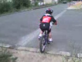 Benoit fait du BMX