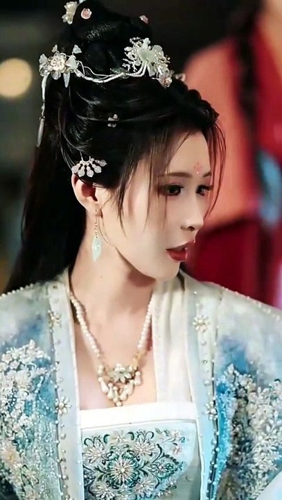【ENG DUB】The Ruthless Empress Wakes Up as a Discarded Heiress and Begins Her Savage Revenge! 👑