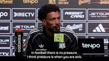 'No pressure' - World Cup hero Vozinha unveiled at Colo-Colo