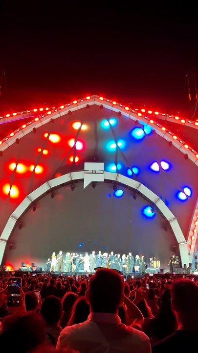 İstanbul Festivali - Serdar Ortaç (Padişah)