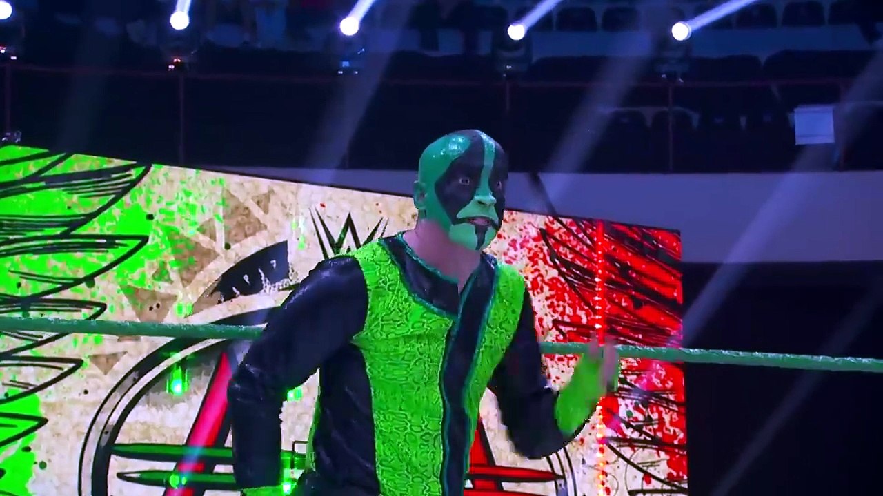 Mr._Iguana___La_Parka_beat_Money_Machine_and_Dinamico___Drago__Lucha_Libre_AAA_highlights(720p)
