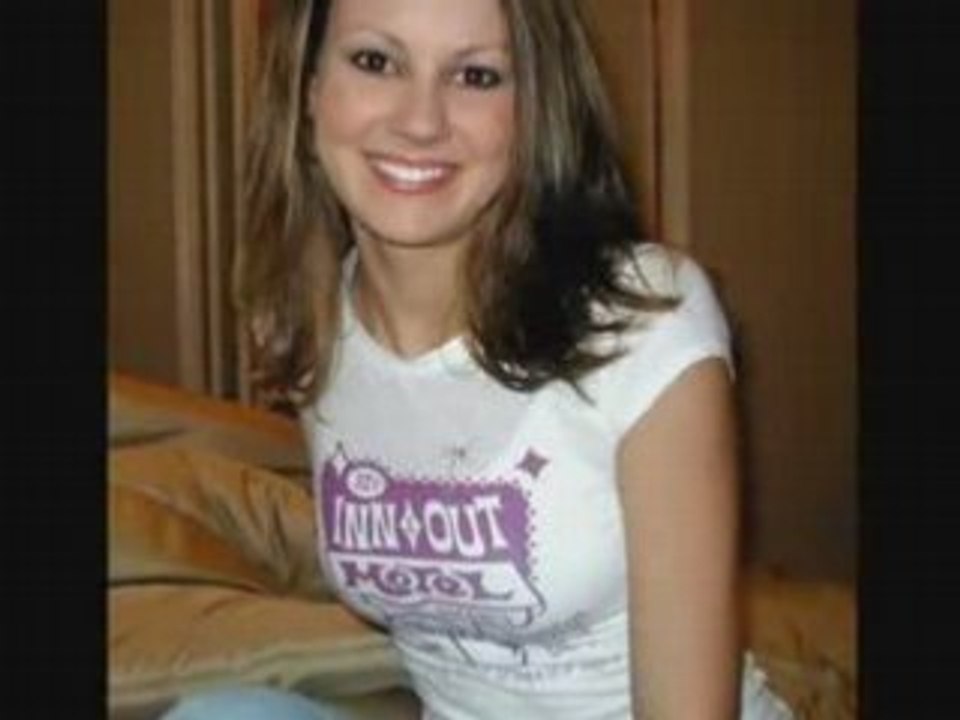 How To Make Women Laugh And Fall In Love !!