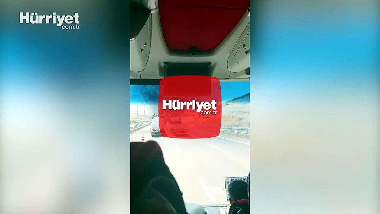 Otoyolda TIR yangını