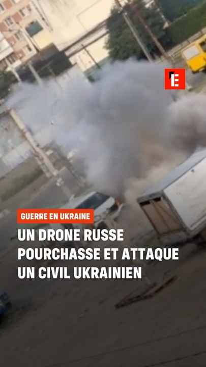 Un drone russe pourchasse et attaque un civil ukrainien