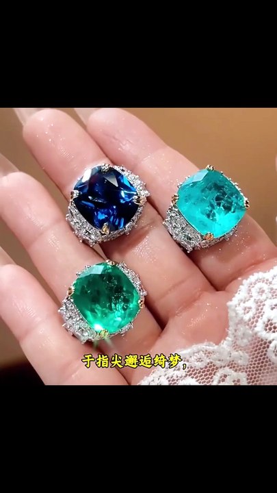 😍 This Crushed Ice Sparkle Is Impossible to Ignore! 💎🔥