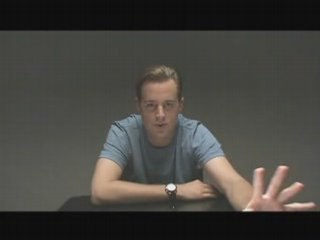 NCIS salle d'interrogatoire Tim McGee 4/4