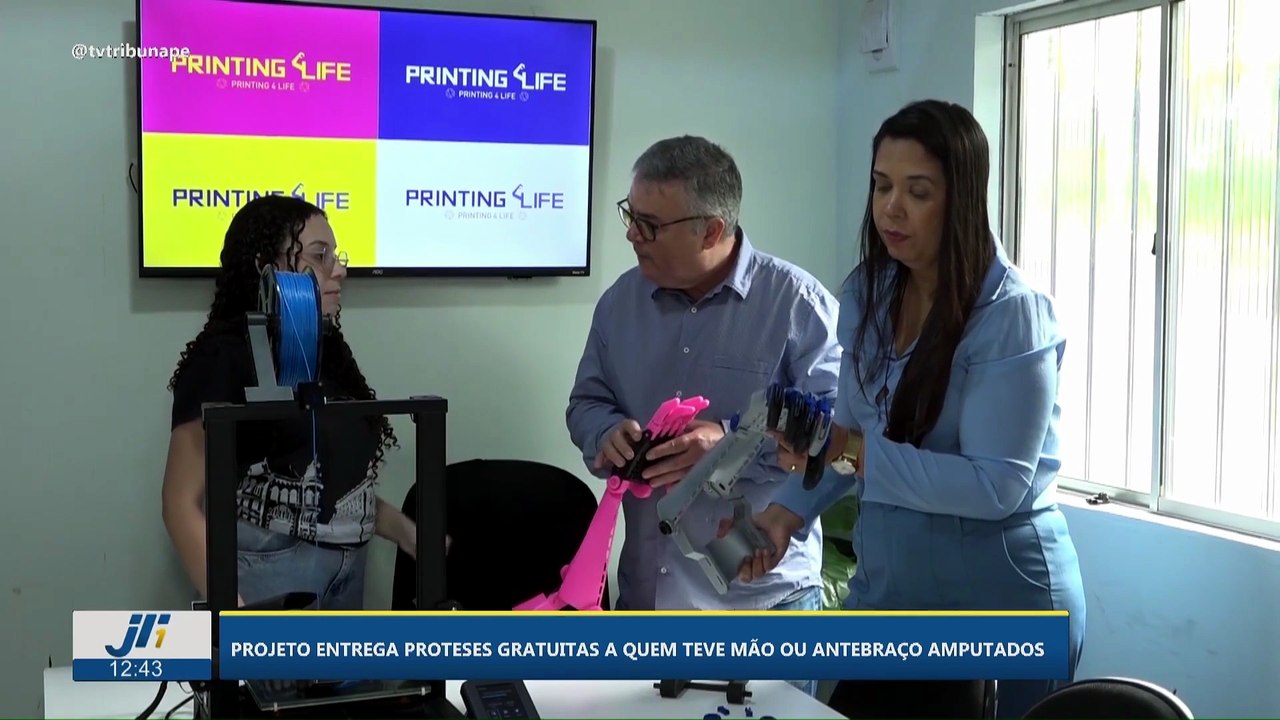 Projeto entrega próteses gratuitas a quem teve...