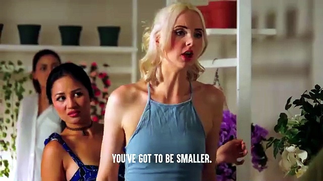 BRIDE REMOVES OVERWEIGHT Bridesmaid, She Instantly Regret It