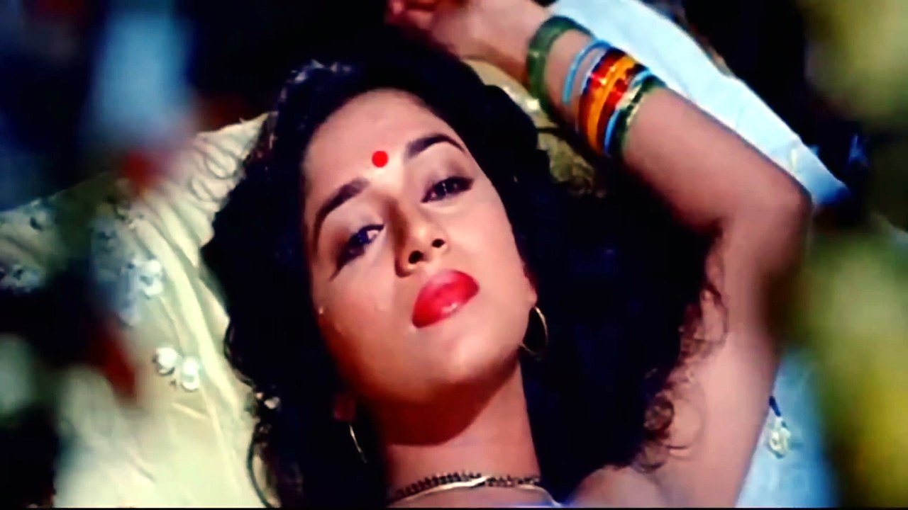 Madhuri Dixit hottest song -Dayavan 1988 Full Video