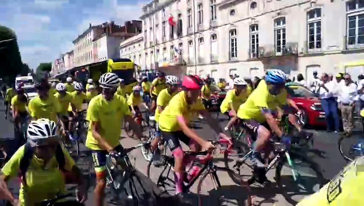 MÂCON : Le départ du TDF Femmes 2026