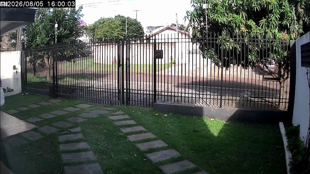 Veja: vídeo mostra Montana sem controle após colisão em cruzamento no Parque São Paulo