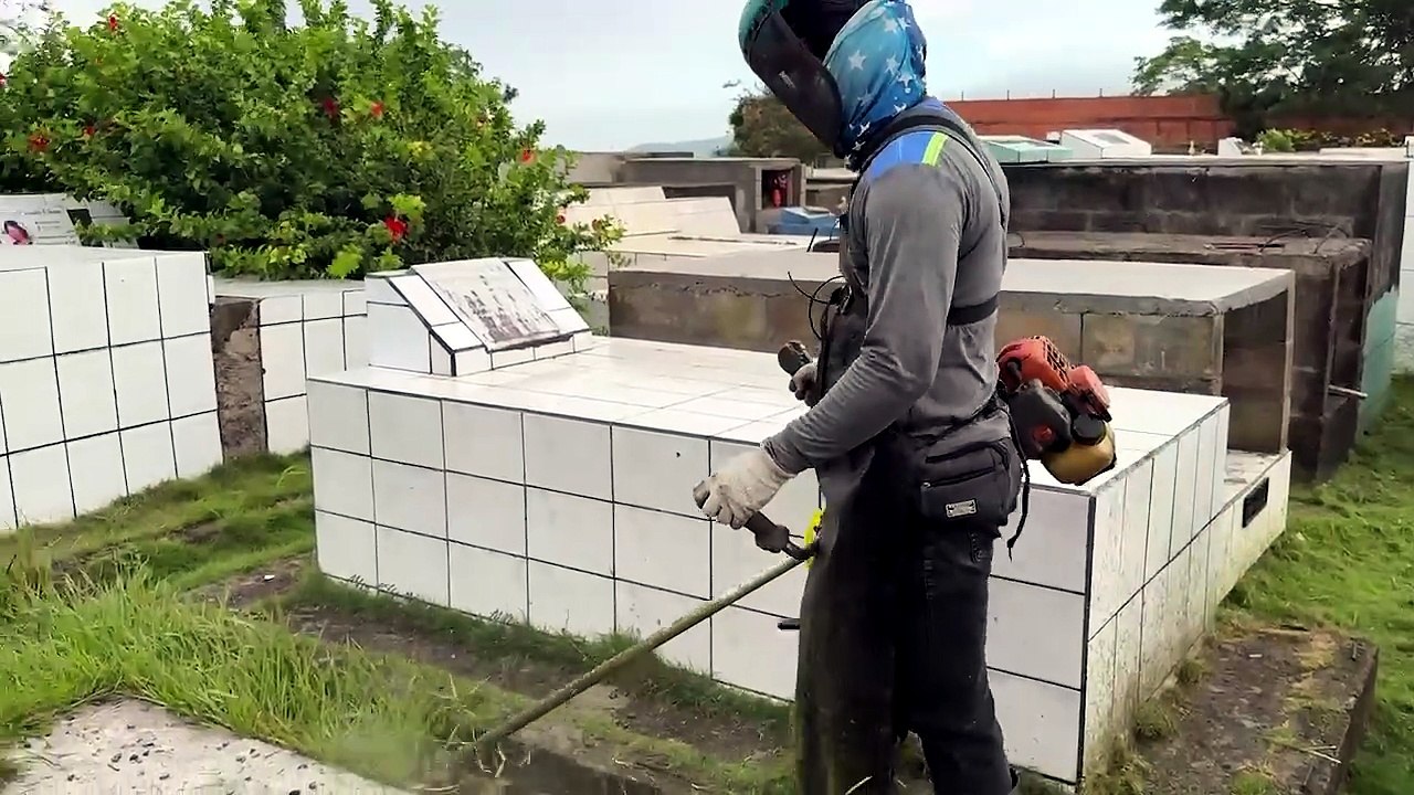 ROCHE TOMAS Exhumación de 38 nichos en cementerio de La Cruz