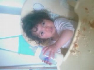 le bebe qui dit non