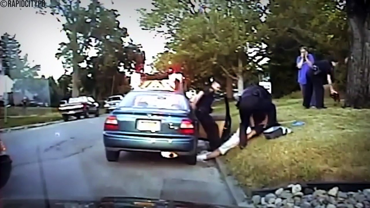 1 Hour of Disturbing Police Dashcam Videos You Won't Forget
