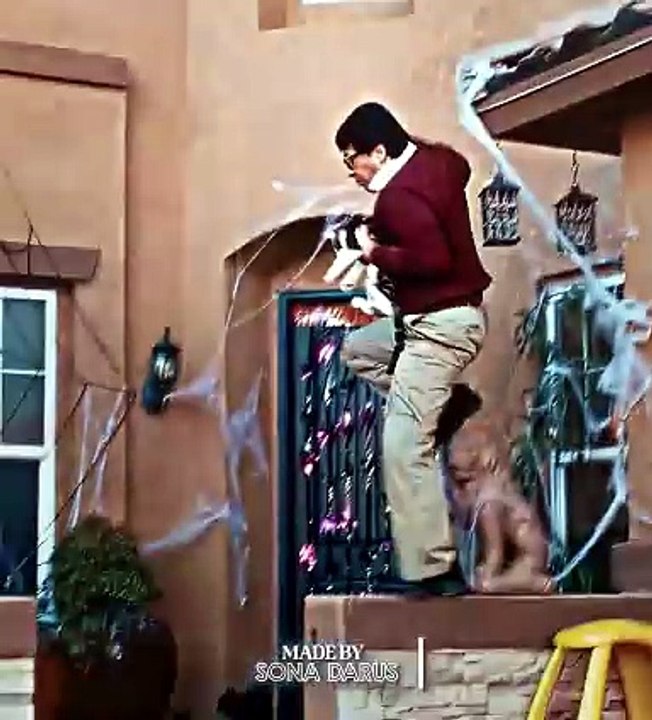 🥷_How_a_Top_Spy_Babysat_3_Kids!😂___The_Spy_Next_Door__2010_#shorts__#movierecap
