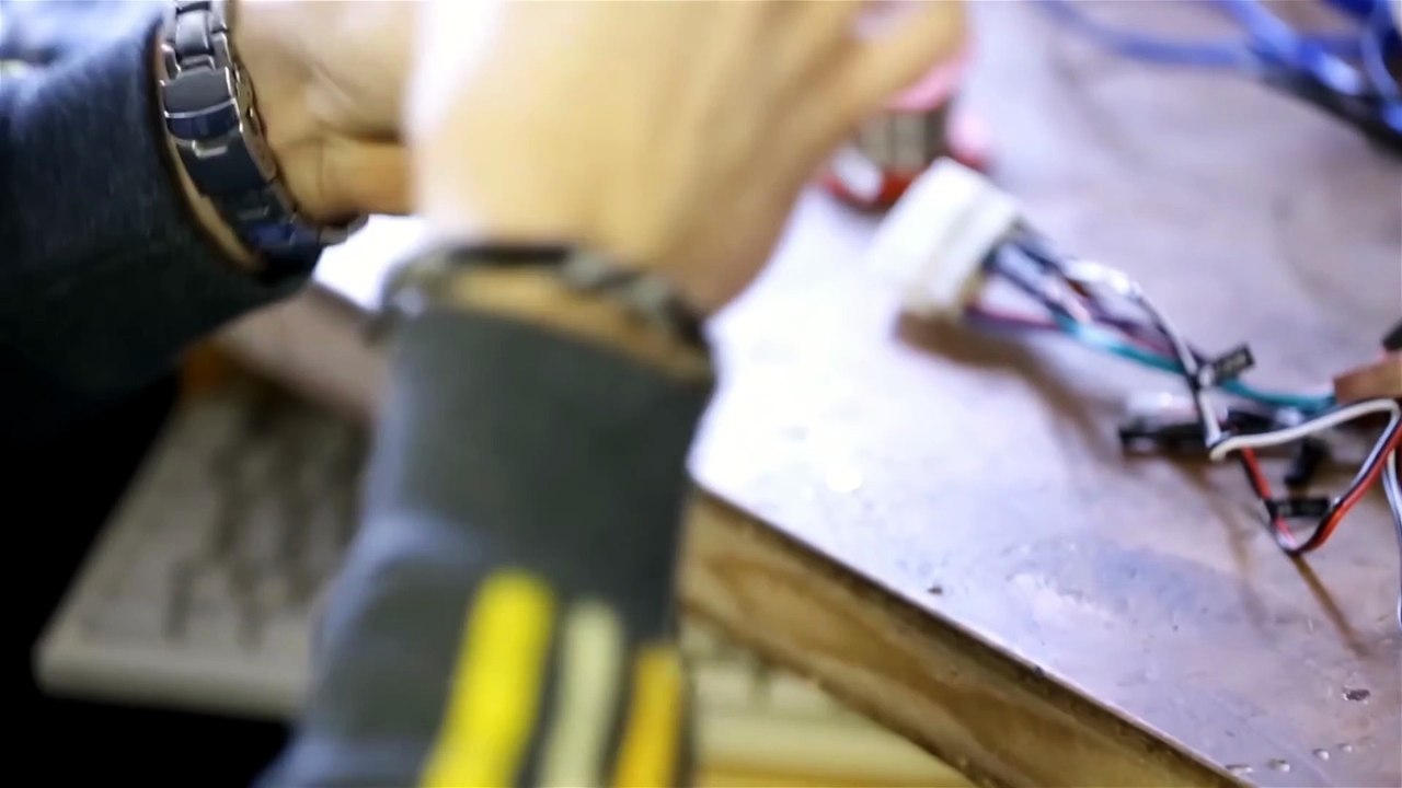 Stop Throwing Away Phone Chargers | They're Still Salvageable